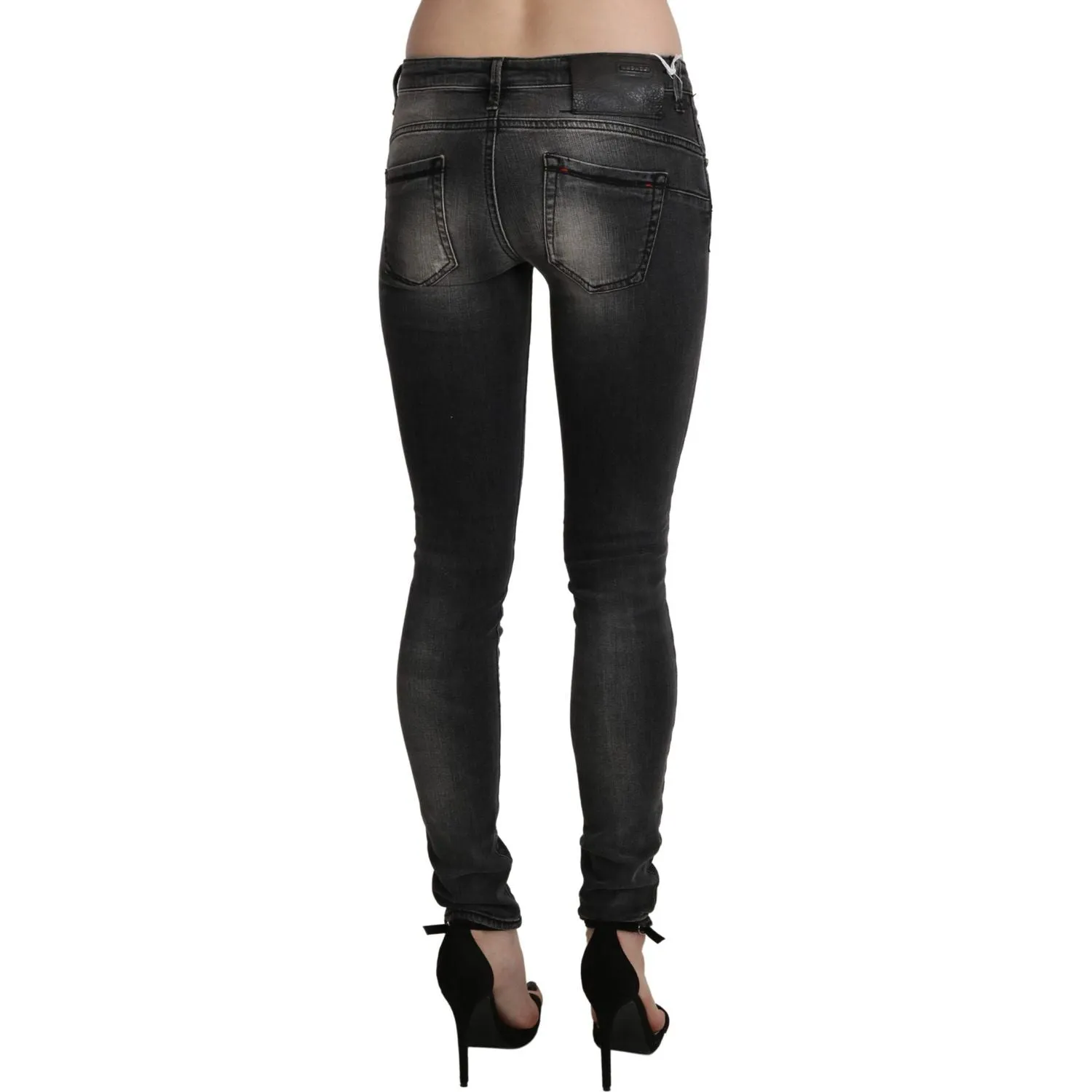 Acht Sleek Low Waist Skinny Denim in Black Wash