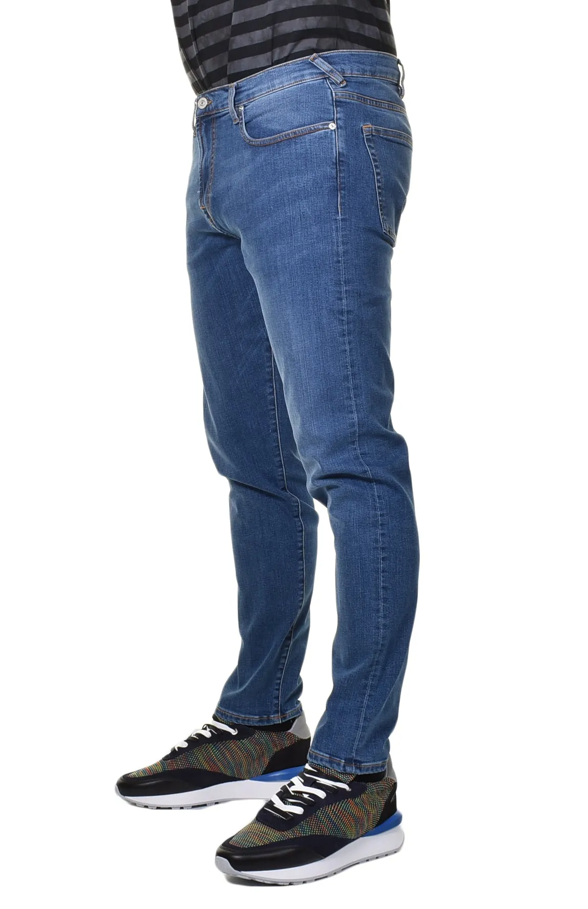 Tapered Fit Jeans Mid Wash